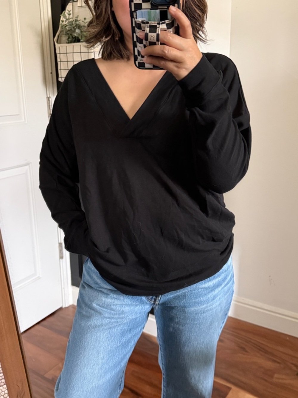 HATCH The Visitor V Neck Tencel Oversized Top. 1/ Small - Picture 7 of 8